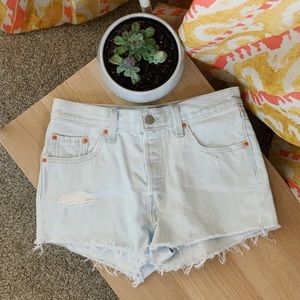 Levi’s shorts